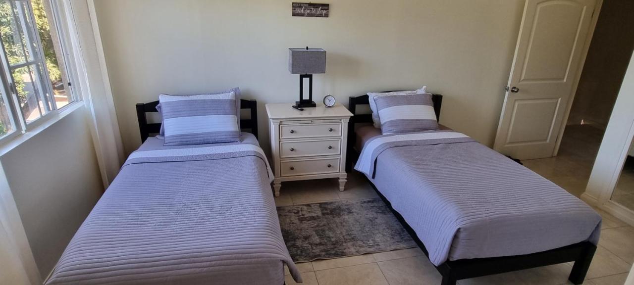 Komfort Getaway Villa At Countrymist Ocho Rios Esterno foto