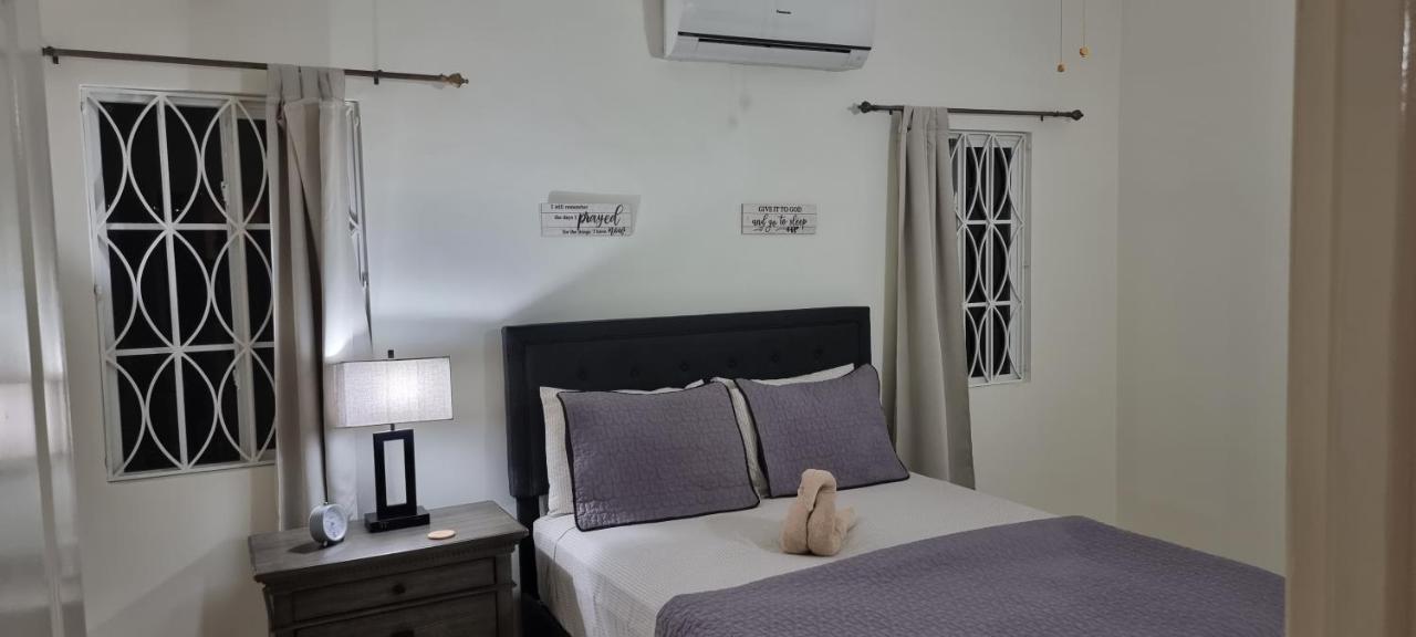 Komfort Getaway Villa At Countrymist Ocho Rios Esterno foto